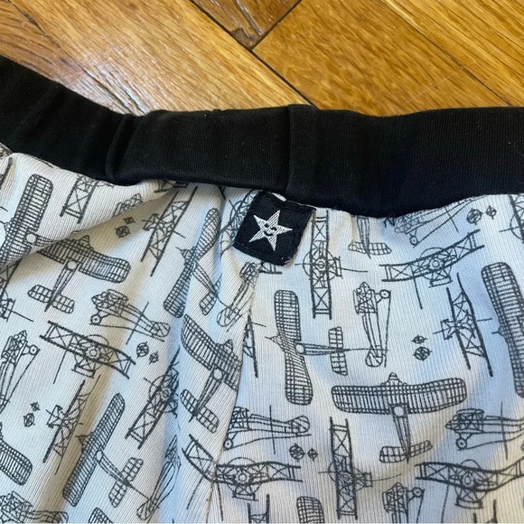 Petit Clair Airplane Pajama Set Boys Size 16 White / Black - Picture 15 of 16